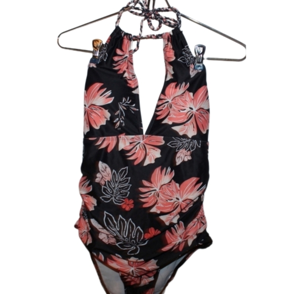 Women's Floral Ruched Bathing Suit - Picture 14 of 16